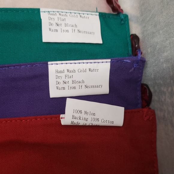 New  Sheerly elegant Tupperware placemats - Picture 4 of 6